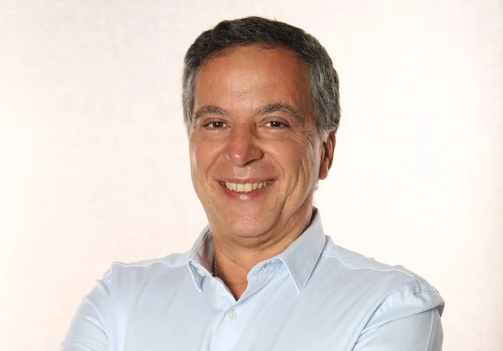Carlos Abril